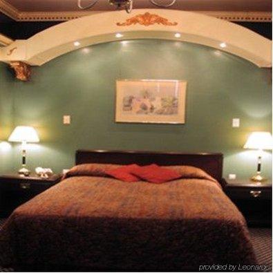 Hotel 7 Saisons Montréal Zimmer foto
